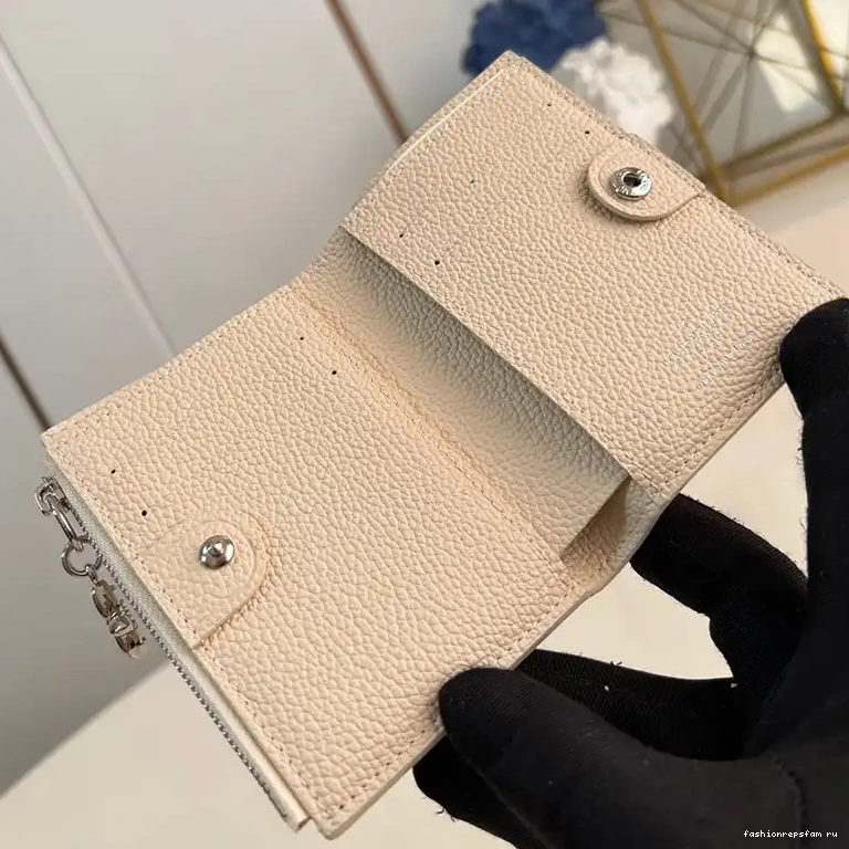 Fashionrepsfam ru 2411YA0229 Bags LV 0803